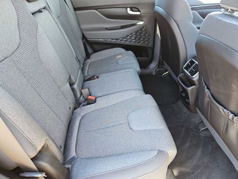 Used 2019 Hyundai Santa Fe SE image 21