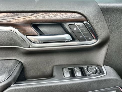 New 2026 GMC Sierra 1500 SLT AWD/4WD image 22