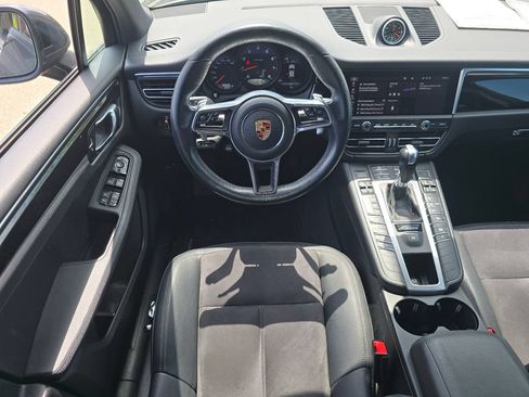 Used 2020 Porsche Macan AWD/4WD image 21