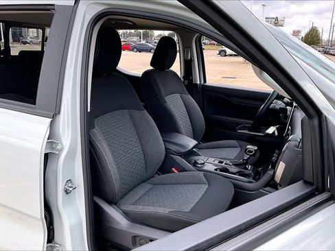 Used 2024 Ford Ranger XLT w/ FX4 Off-Road Package image 8