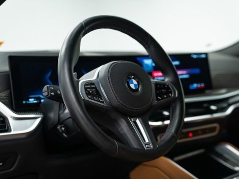 Used 2026 BMW X6 M60i image 11