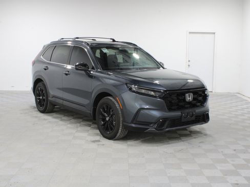 Used 2025 Honda CR-V Sport image 1