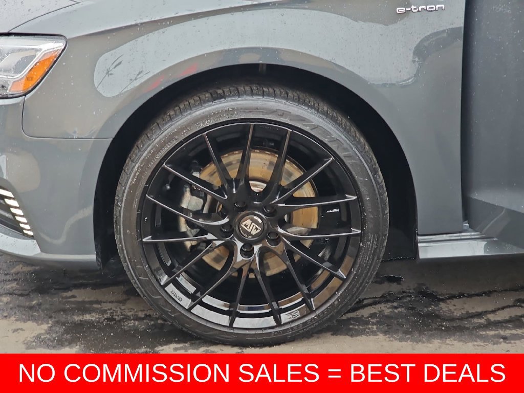 Used 2017 Audi A3 e-tron Prestige w/ Prestige Package FWD image 35