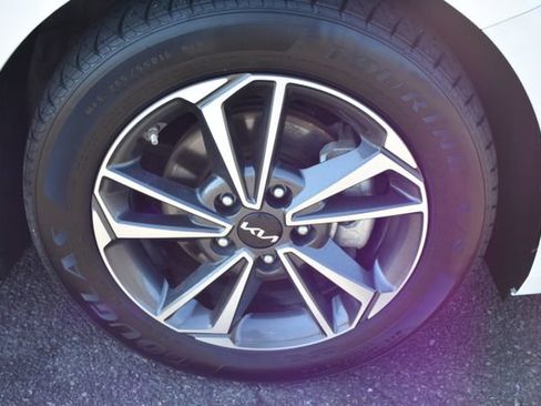 Used 2024 Kia Forte LXS FWD image 36