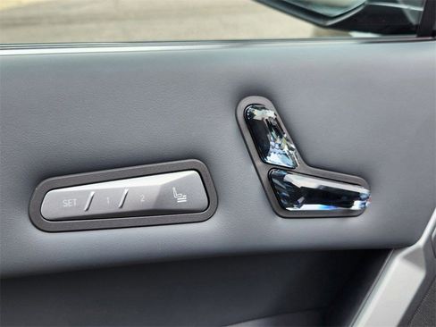 Certified 2025 BMW iX M60 image 35