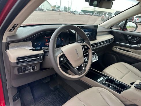 Used 2023 Lincoln Corsair AWD w/ Equipment Group 101A image 12