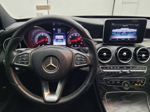Used 2018 Mercedes-Benz C 300 Sedan w/ Premium Package image 22