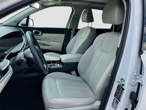 Used 2025 Kia Sorento SX FWD image 15