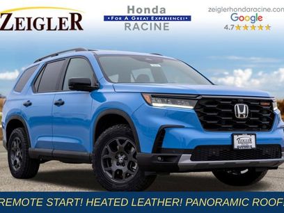 New 2025 Honda Pilot TrailSport