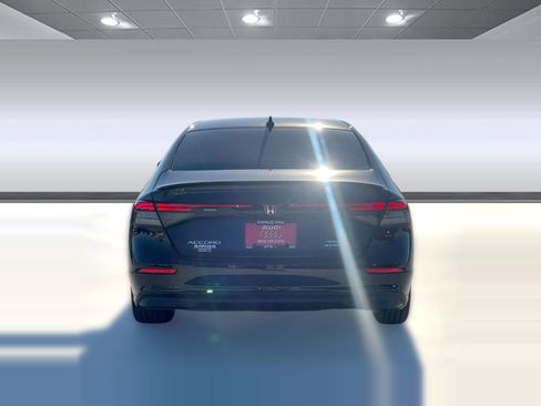 Used 2024 Honda Accord Sport image 10