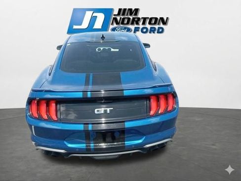 Used 2022 Ford Mustang GT Premium RWD image 9