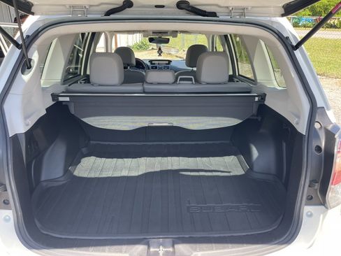Used 2018 Subaru Forester 2.5i Limited AWD/4WD image 12