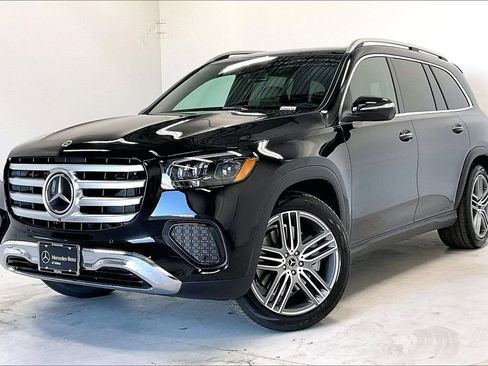 New 2026 Mercedes-Benz GLS 450 4MATIC image 2