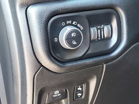Used 2019 RAM 1500 Rebel w/ Level 2 Equipment Group AWD/4WD image 8
