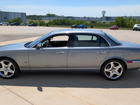 Used 2007 Jaguar XJ8 L RWD image 5