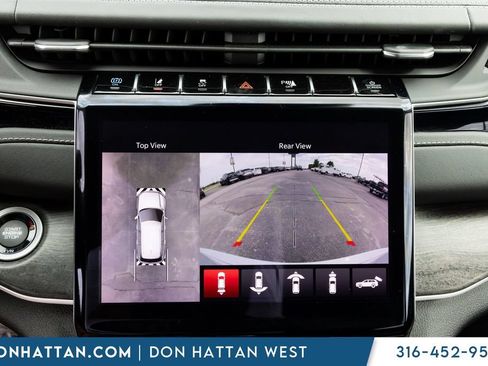 Used 2022 Jeep Grand Cherokee Limited 4xe w/ Luxury Tech Group II AWD/4WD image 8