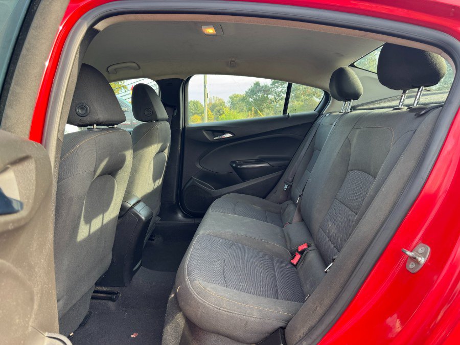 Used 2017 Chevrolet Cruze LS FWD image 16