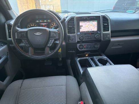 Used 2015 Ford F150 XLT w/ Equipment Group 302A Luxury image 11