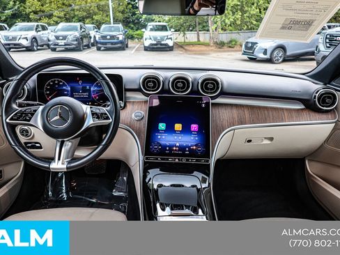 Used 2025 Mercedes-Benz C 300 Sedan image 22