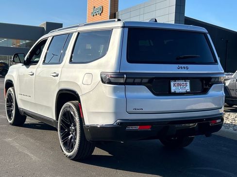 New 2026 Jeep Grand Wagoneer Limited AWD/4WD image 5