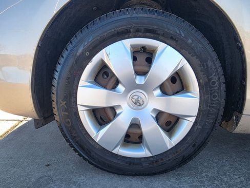 Used 2007 Toyota Camry LE image 30