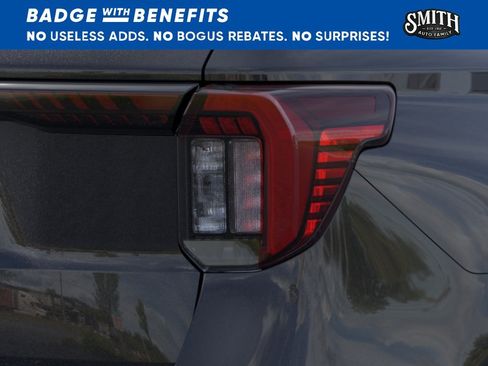 New 2026 Ford Explorer Active RWD image 22