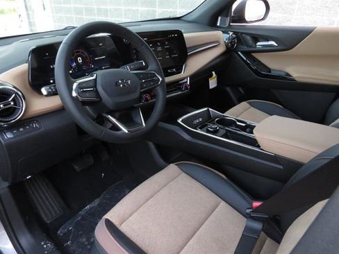 New 2026 Chevrolet Equinox ACTIV w/ LPO, Floor Liner Package image 13