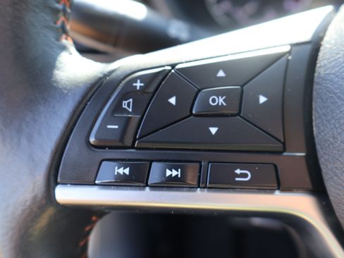 Used 2024 Nissan Sentra SR FWD image 30