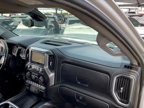 Used 2020 Chevrolet Silverado 2500 LTZ w/ LTZ Texas Edition image 18