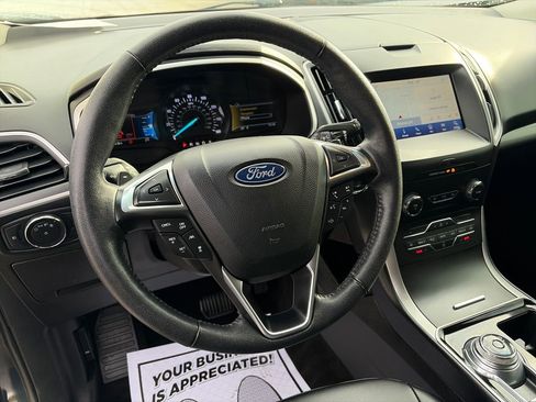 Used 2019 Ford Edge SEL w/ Equipment Group 201A image 23