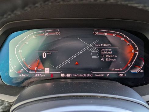 Used 2022 BMW X7 xDrive40i w/ M Sport Package AWD/4WD image 15
