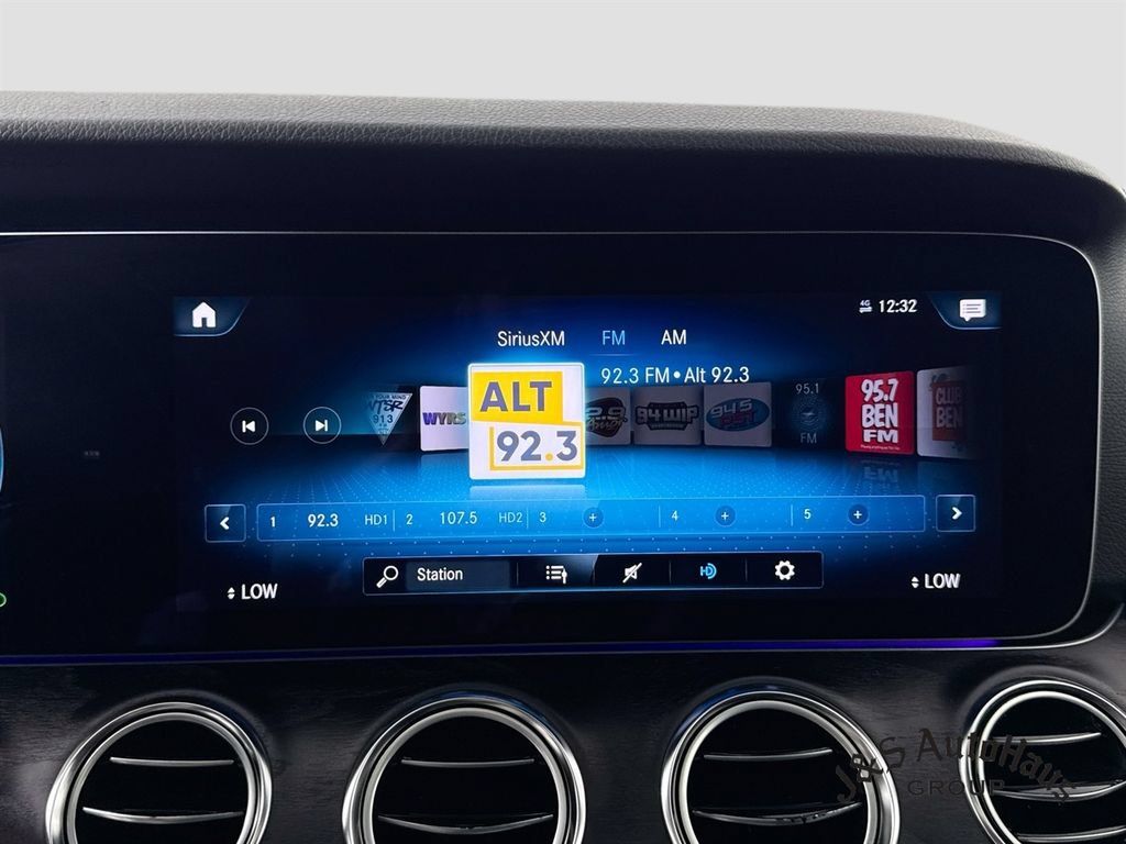 Used 2023 Mercedes-Benz E 350 4MATIC Sedan image 17