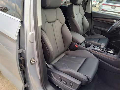 Certified 2025 Audi Q5 2.0T Premium Plus w/ Premium Plus Package image 34