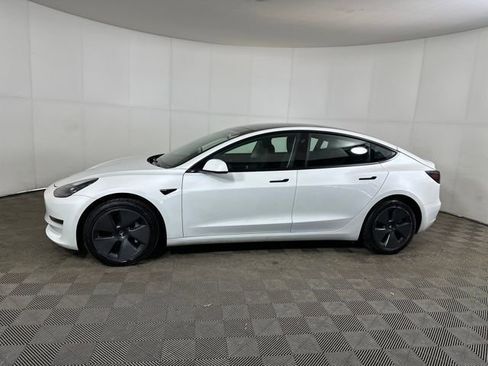 Used 2022 Tesla Model 3 Long Range image 6