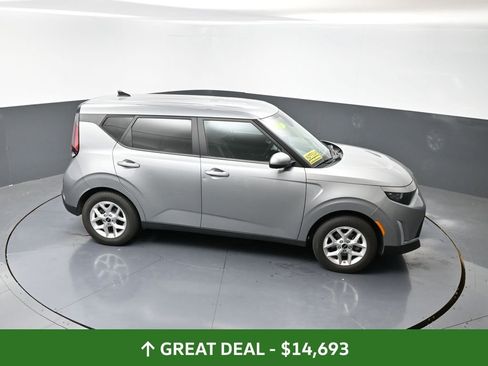 Used 2023 Kia Soul LX w/ Option Group 015 image 34