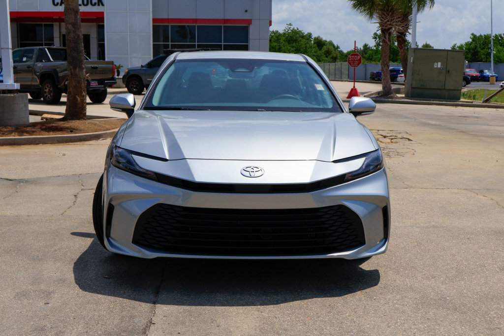 Used 2026 Toyota Camry LE FWD image 26