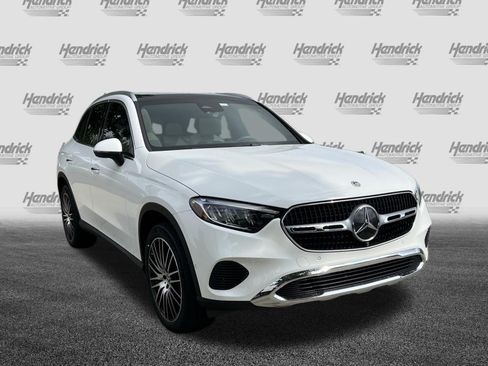 Used 2026 Mercedes-Benz GLC 300 4MATIC image 2
