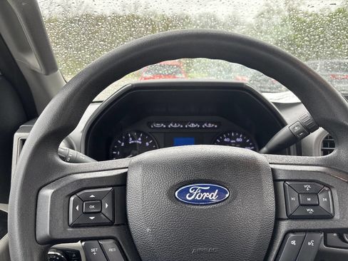 Used 2021 Ford F250 XL w/ Power Equipment Group RWD image 26