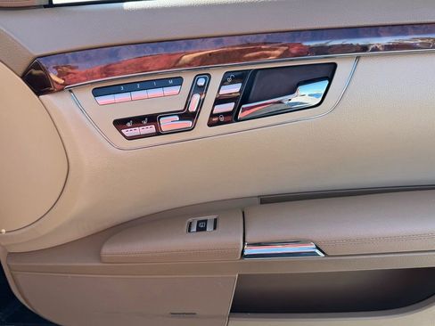 Used 2008 Mercedes-Benz S 550 image 24