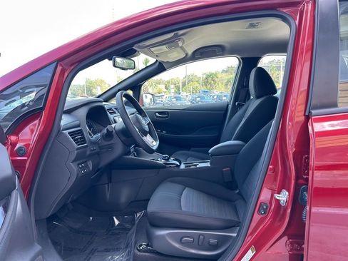 New 2025 Nissan Leaf SV Plus image 10