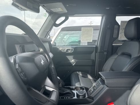 New 2026 Ford Bronco Outer Banks w/ Sasquatch Package image 28
