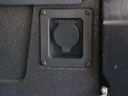 Used 2023 Toyota Tundra Platinum w/ Advanced Package image 38