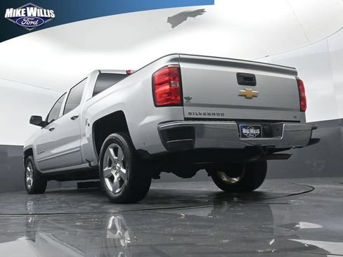 Used 2018 Chevrolet Silverado 1500 LT w/ All Star Edition RWD image 21