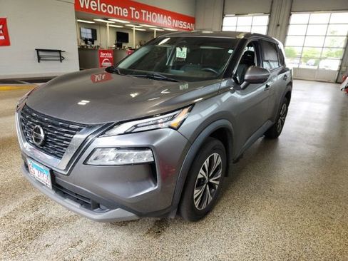 Used 2021 Nissan Rogue SV AWD/4WD image 2