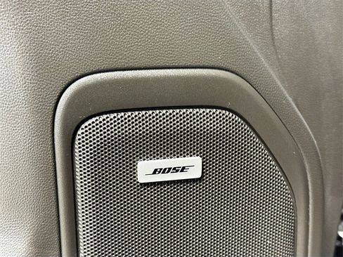 Used 2020 GMC Sierra 1500 AT4 image 29