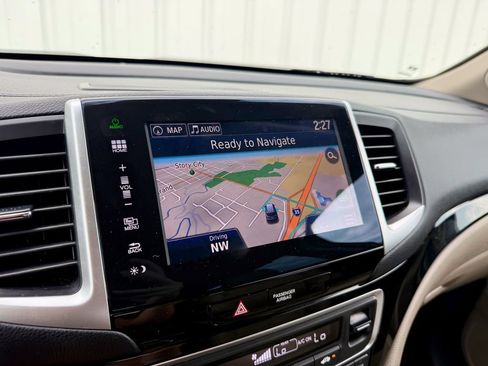 Used 2016 Honda Pilot Elite image 27