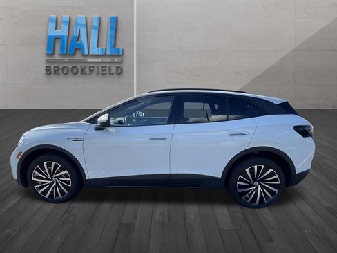 Certified 2024 Volkswagen ID.4 Pro AWD/4WD image 2