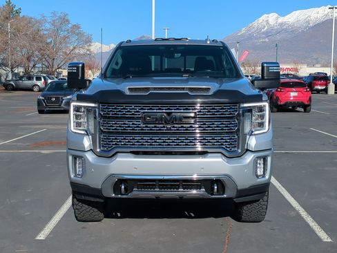 Used 2021 GMC Sierra 2500 Denali w/ Denali Ultimate Package image 11