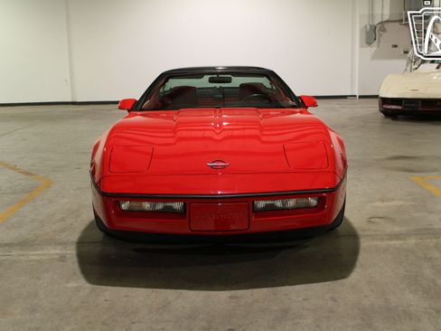 Used 1990 Chevrolet Corvette Coupe image 11