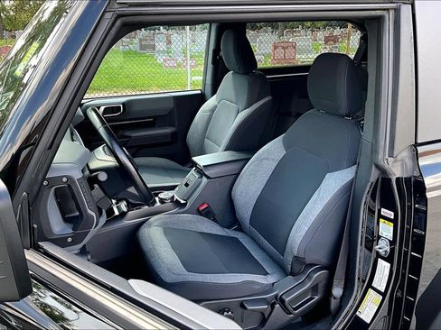 Used 2023 Ford Bronco Big Bend w/ Sasquatch Package AWD/4WD image 23